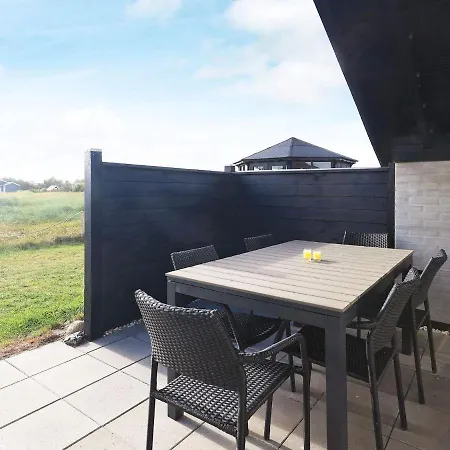 Holiday home Holiday Xlviii